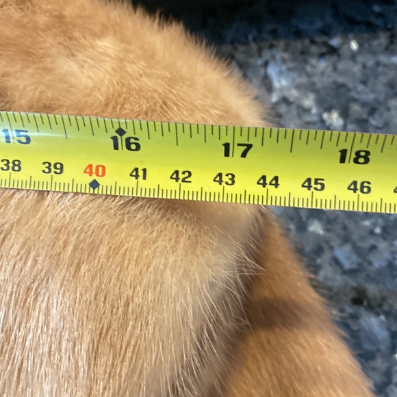 Mink cape - Picture 8 of 14